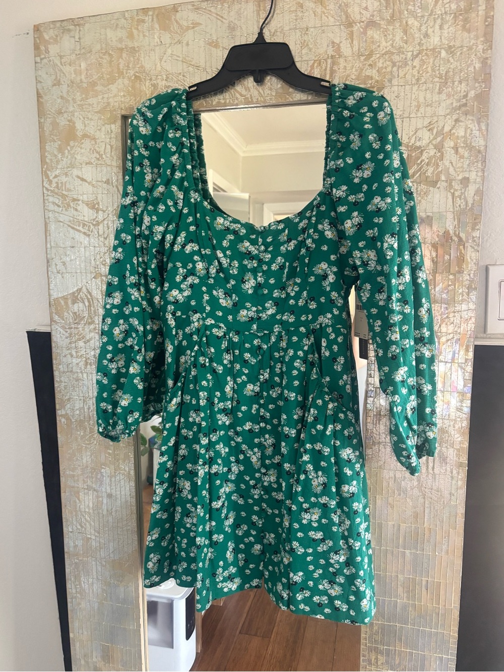 Green Floral Scoop-Neck Mini Dress